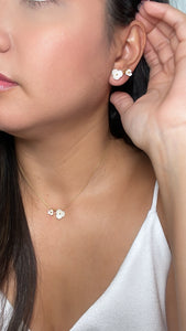 Shell Sweet Flowers Bar Studs