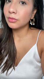 Load image into Gallery viewer, Three Pearls Chic Hoops Studs
