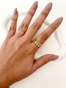 Leaves Ring